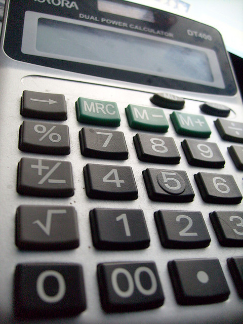 Dear WordCount: How do I set a rate for a freelance writing project?  freelance rate calculator