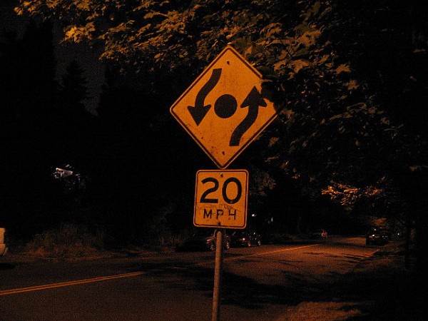 Roundabout traffic sign